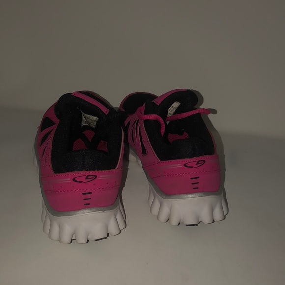 Champion Running Shoes - Picture 3 of 3